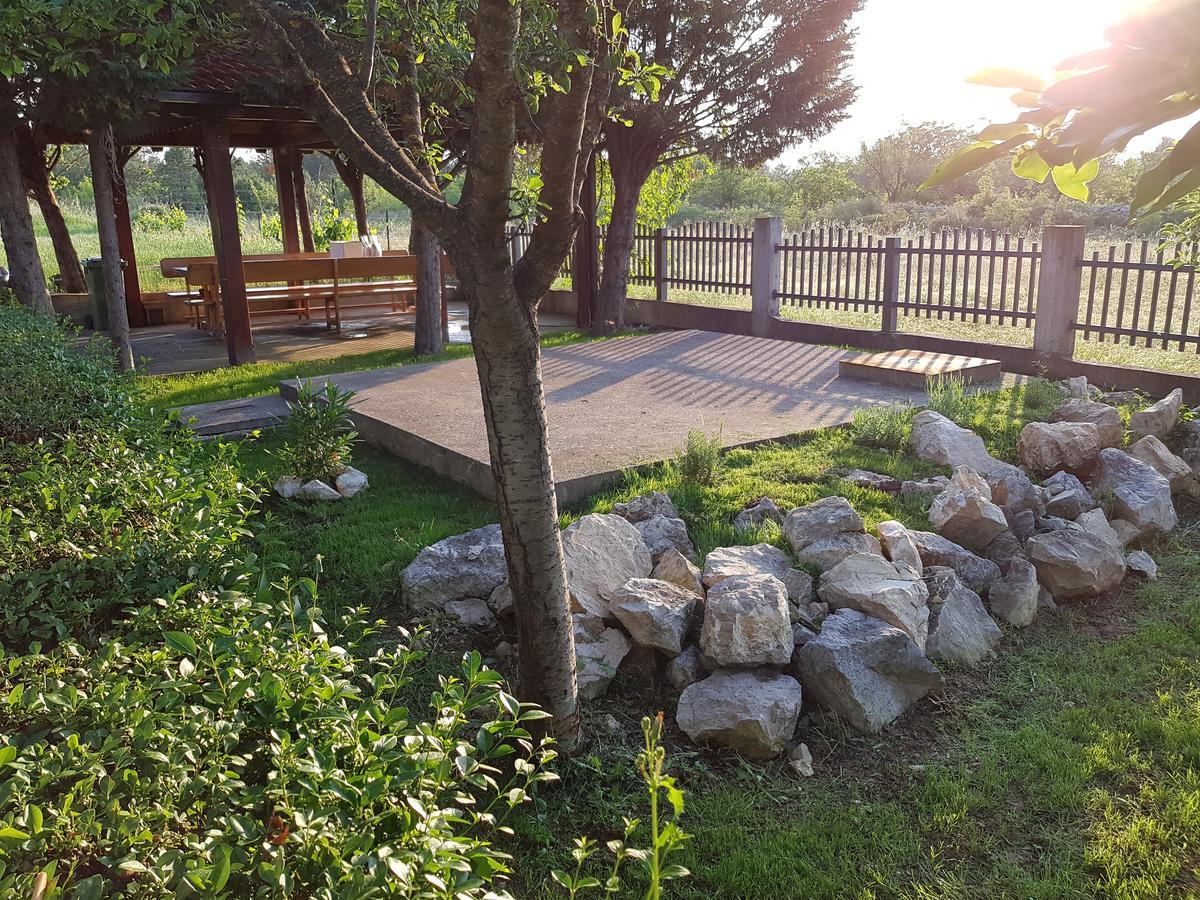 Guest House Kravica Ljubuški Exteriör bild